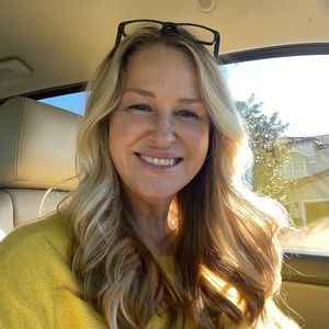 Meet your Posher, Lee-anne